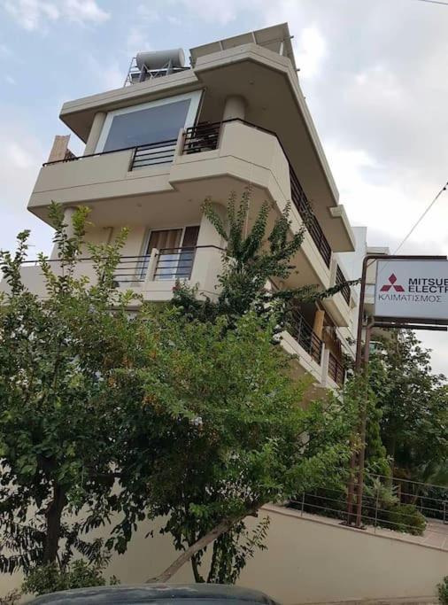 Modern 40 Sq.m. Near Town Center. * Heraklion (Crete)